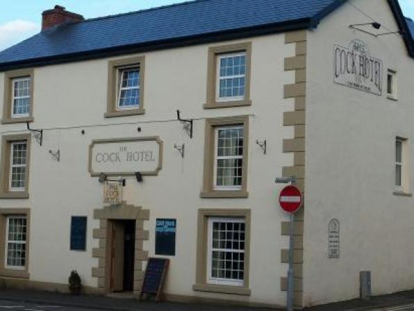The Cock Hotel Bronllys Kültér fotó